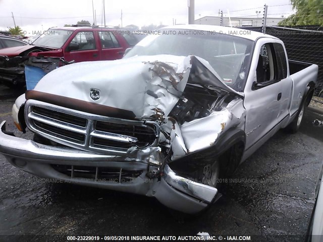 1B7GL22X11S241616 - 2001 DODGE DAKOTA SILVER photo 2