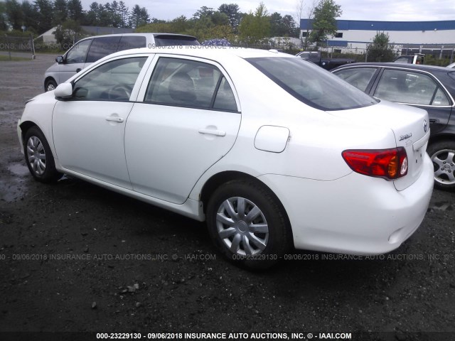 JTDBL40EX99020199 - 2009 TOYOTA COROLLA LE/XLE WHITE photo 3