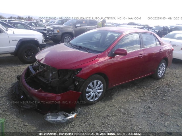 5YFBU4EE1DP107188 - 2013 TOYOTA COROLLA S/LE RED photo 2