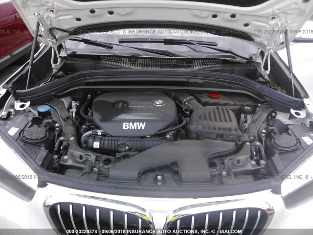WBXHU7C38H5H38655 - 2017 BMW X1 SDRIVE28I WHITE photo 10
