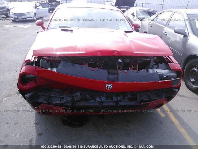 2B3CJ4DV6AH172698 - 2010 DODGE CHALLENGER SE RED photo 6