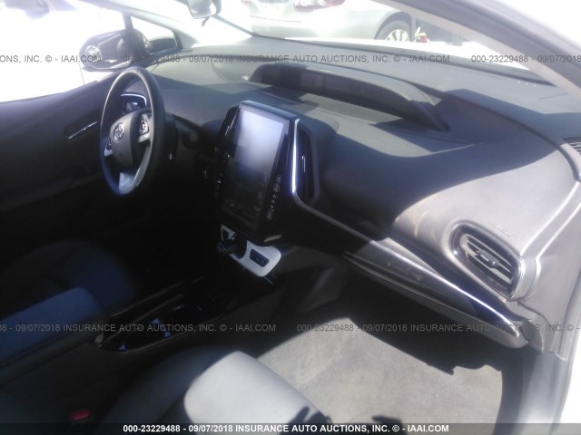 JTDKARFPXH3061123 - 2017 TOYOTA PRIUS PRIME  白色 照片 5