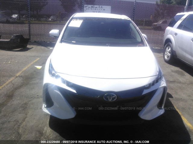 JTDKARFPXH3061123 - 2017 TOYOTA PRIUS PRIME  白色 照片 6