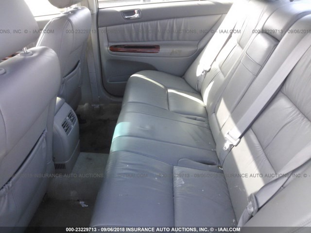 JTDBF30K640152011 - 2004 TOYOTA CAMRY LE/XLE SILVER photo 8
