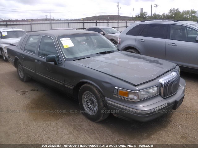 1LNLM81W4VY674028 - 1997 LINCOLN TOWN CAR EXECUTIVE GRAY photo 1