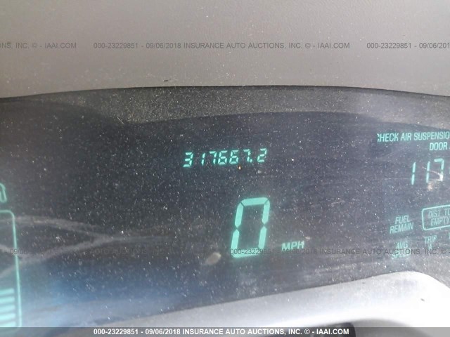 1LNLM81W4VY674028 - 1997 LINCOLN TOWN CAR EXECUTIVE Серый фото 7