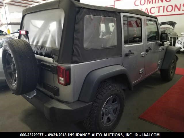 1C4BJWDG8FL604676 - 2015 JEEP WRANGLER UNLIMITE SPORT SILVER photo 4