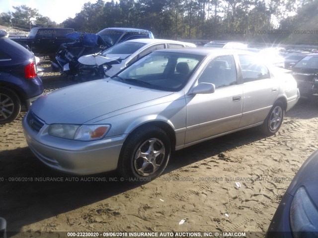 4T1BG22K91U027833 - 2001 TOYOTA CAMRY CE/LE/XLE 银色 照片 2