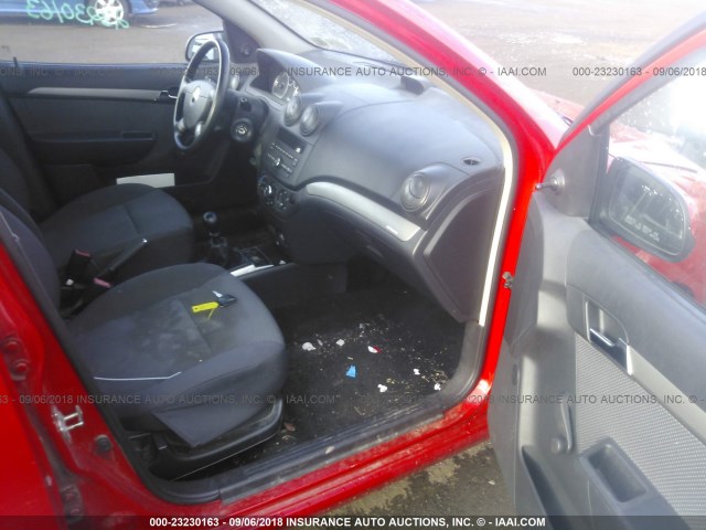KL1TD56E89B644131 - 2009 CHEVROLET AVEO LS/LT 红色 照片 5