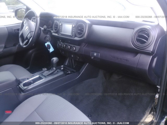 3TMCZ5AN4JM131621 - 2018 TOYOTA TACOMA DBL CAB/SR/TRDSPT/OR/PRO Қара фото 5