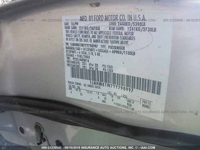 1LNHM81W7YY798997 - 2000 LINCOLN TOWN CAR EXECUTIVE TAN photo 9