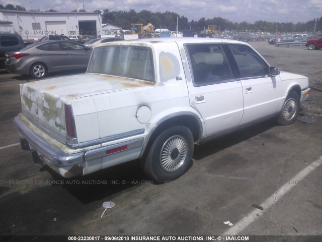 1C3XC66R4MD131434 - 1991 CHRYSLER NEW YORKER C-BODY SALON WHITE photo 4