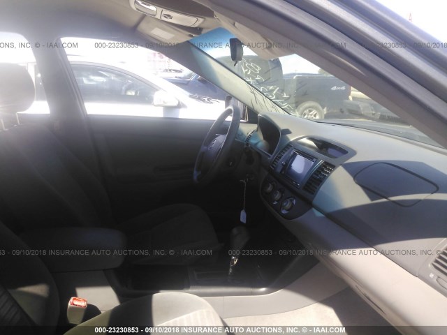 4T1BE32K26U747462 - 2006 TOYOTA CAMRY LE/XLE/SE 灰色 照片 5