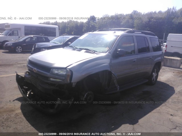 1GNET16S256165006 - 2005 CHEVROLET TRAILBLAZER EXT LS/EXT LT TAN photo 2