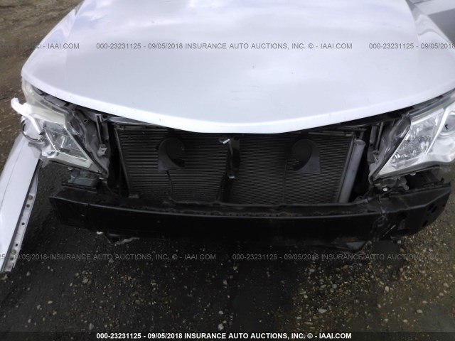 4T4BF1FK9ER410271 - 2014 TOYOTA CAMRY L/SE/LE/XLE SILVER photo 10