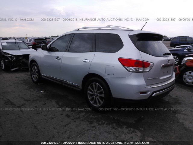 5N1AR2MN8EC697544 - 2014 NISSAN PATHFINDER S/SV/SL/PLATINUM SILVER photo 3