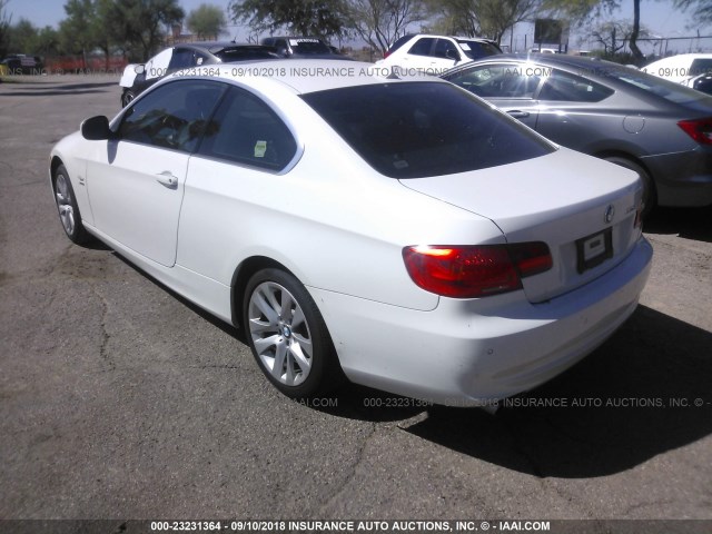 WBAKF5C55DE658138 - 2013 BMW 328 XI SULEV WHITE photo 3