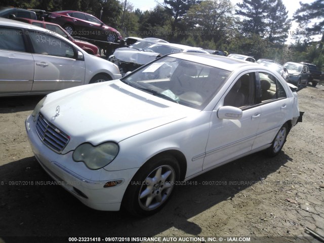 WDBRF64J41F095588 - 2001 MERCEDES-BENZ C 320 WHITE photo 2