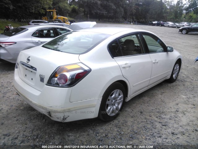 1N4AL21E09C115510 - 2009 NISSAN ALTIMA 2.5/2.5S WHITE photo 4