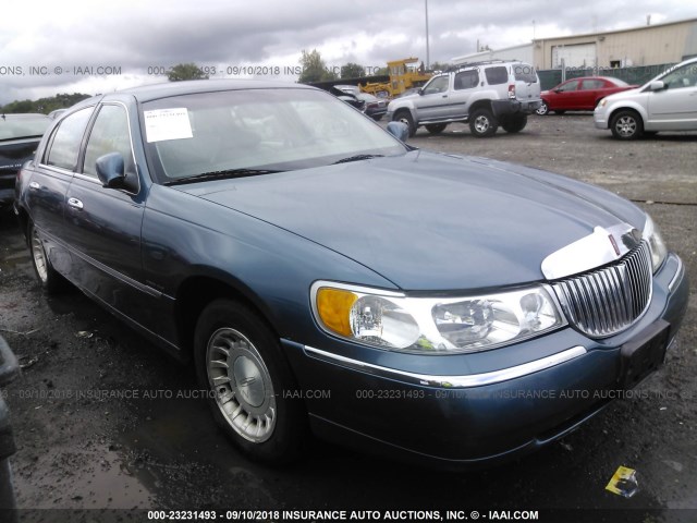 1LNHM81W32Y615800 - 2002 LINCOLN TOWN CAR EXECUTIVE Бирюзовый фото 1