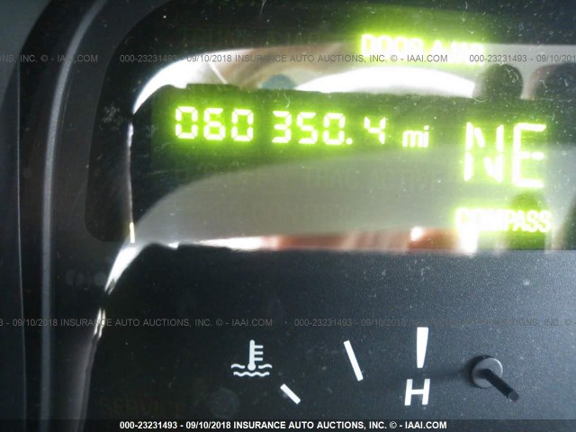 1LNHM81W32Y615800 - 2002 LINCOLN TOWN CAR EXECUTIVE Бирюзовый фото 7