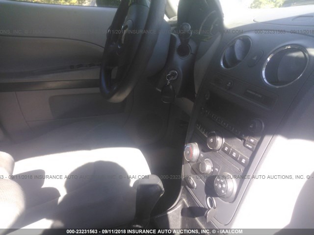 3GNCA13B29S546809 - 2009 CHEVROLET HHR LS WHITE photo 5