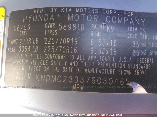 KNDMC233376030465 - 2007 HYUNDAI ENTOURAGE GLS/SE/LIMITED Light Blue photo 9