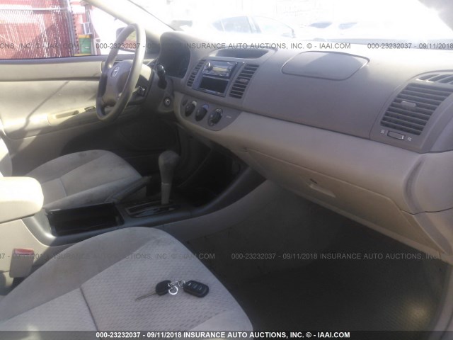 4T1BF32K83U057160 - 2003 TOYOTA CAMRY LE/XLE/SE Qızıl foto 5
