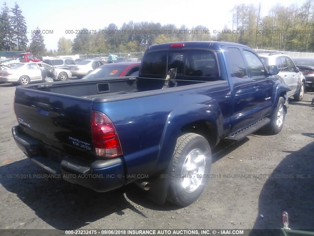 5TETU62N68Z494843 - 2008 TOYOTA TACOMA PRERUNNER ACCESS CAB BLUE photo 4