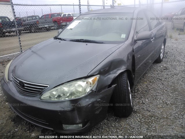 4T1BE32K65U598116 - 2005 TOYOTA CAMRY LE/XLE/SE Сұр фото 6