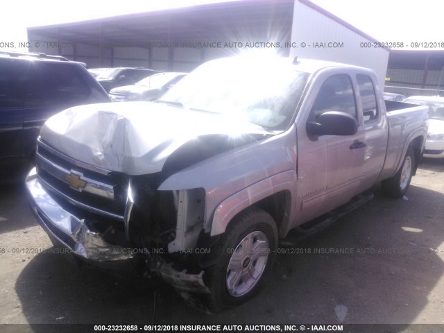 1GCEK29J09Z158290 - 2009 CHEVROLET SILVERADO K1500 LT SILVER photo 2