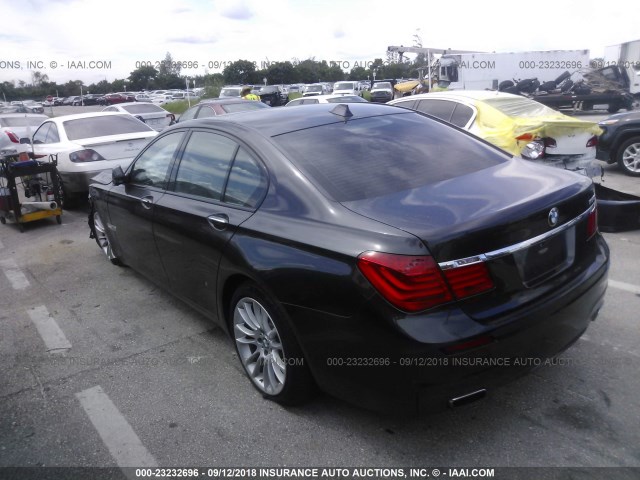 WBAKA8C50CDS99947 - 2012 BMW 750 I GRAY photo 3