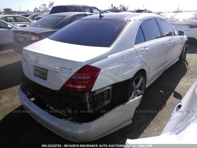 WDDNG7HB3AA325808 - 2010 MERCEDES-BENZ S 63 AMG WHITE photo 4