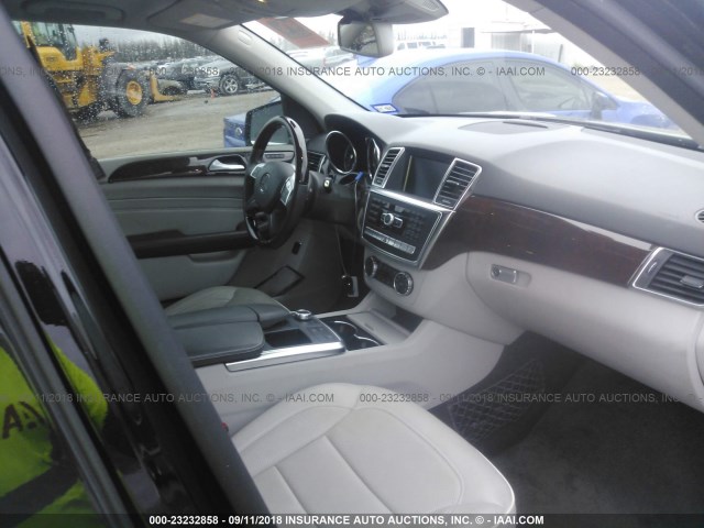 4JGDA5HB2DA190798 - 2013 MERCEDES-BENZ ML 350 4MATIC BLACK photo 5