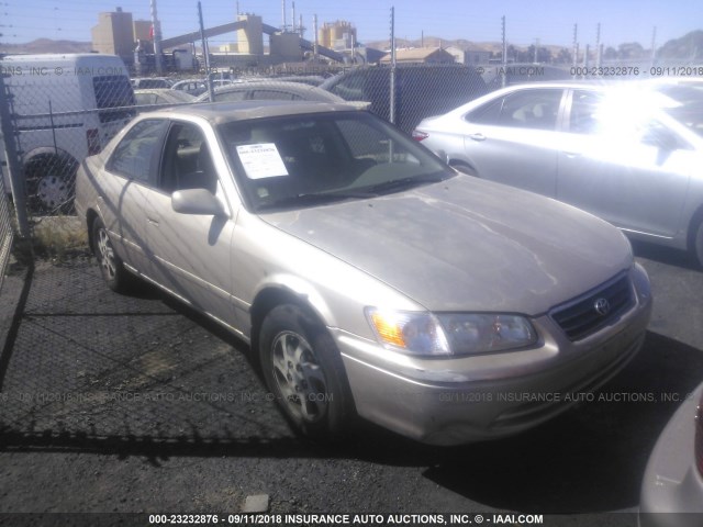 4T1BG22K41U801230 - 2001 TOYOTA CAMRY CE/LE/XLE 金色 照片 1