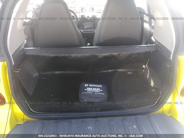 WMEEJ31XX8K063768 - 2008 SMART FORTWO PURE/PASSION YELLOW photo 8