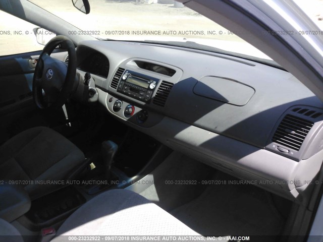 4T1BE32K04U263478 - 2004 TOYOTA CAMRY LE/XLE/SE Ağ foto 5