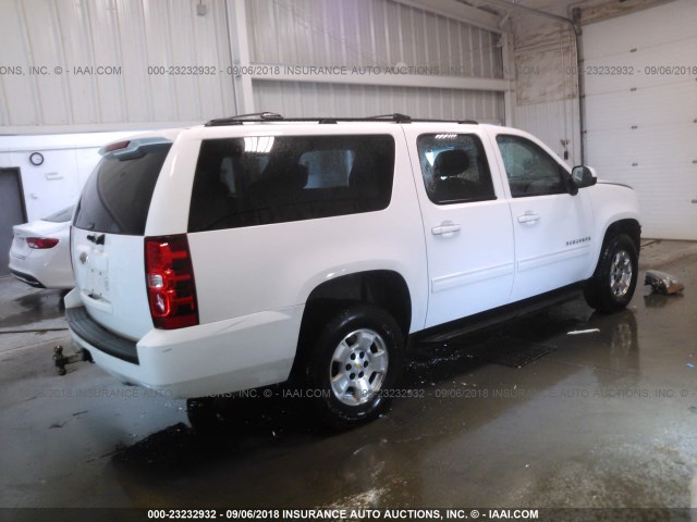 1GNSKHE70DR256963 - 2013 CHEVROLET SUBURBAN K1500 LS WHITE photo 4