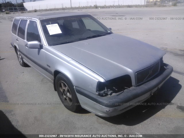 YV1LW5717R2053233 - 1994 VOLVO 850 Srebrny zdjęcie 1