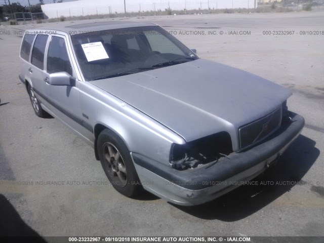 YV1LW5717R2053233 - 1994 VOLVO 850 SILVER photo 1