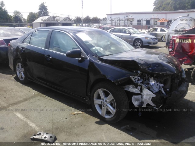 4T1BF1FK3EU315571 - 2014 TOYOTA CAMRY L/SE/LE/XLE 黑色 照片 1