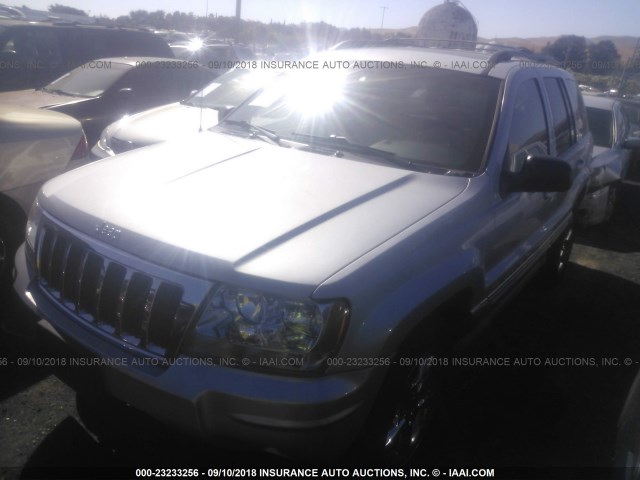 1J8GX68J24C157469 - 2004 JEEP GRAND CHEROKEE OVERLAND SILVER photo 2