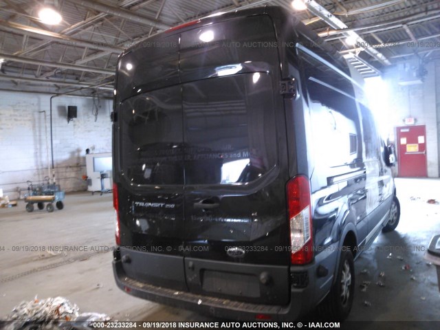 1FTYR2XM1FKB28211 - 2015 FORD TRANSIT T-250 BLACK photo 4