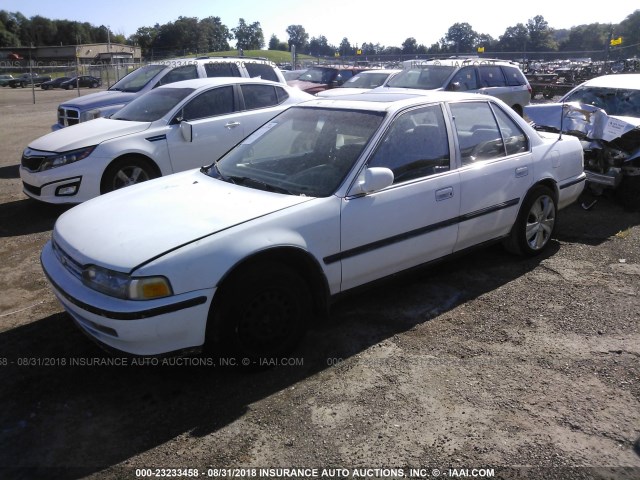 JHMCB7675NC038798 - 1992 HONDA ACCORD EX/EX-R WHITE photo 2