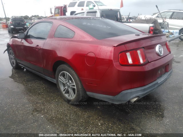 1ZVBP8AM3C5207751 - 2012 FORD MUSTANG RED photo 3