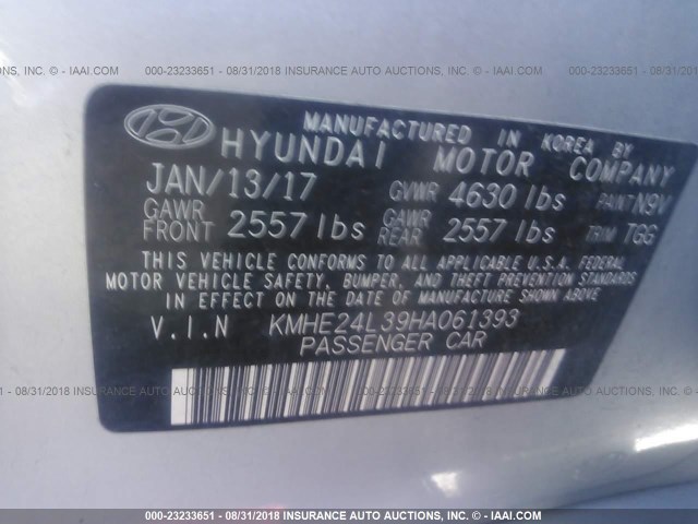 KMHE24L39HA061393 - 2017 HYUNDAI SONATA HYBRID/SE SILVER photo 9