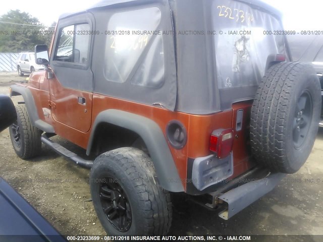 1J4FA29P01P317105 - 2001 JEEP WRANGLER / TJ SE ORANGE photo 3