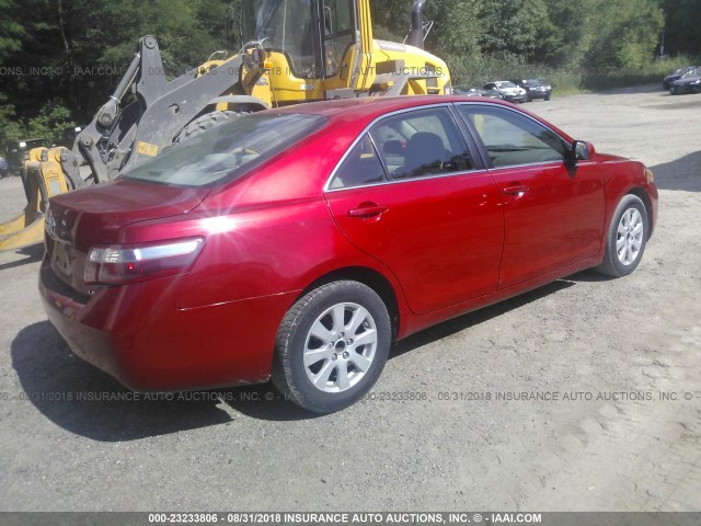 4T1BE46KX8U215847 - 2008 TOYOTA CAMRY CE/LE/XLE/SE RED photo 4