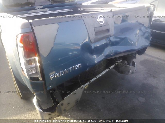 1N6AD06U55C444576 - 2005 NISSAN FRONTIER KING CAB LE/SE/OFF ROAD BLUE photo 6