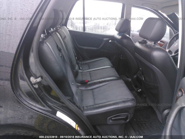 4JGAB54E02A294042 - 2002 MERCEDES-BENZ ML 320 BLACK photo 8